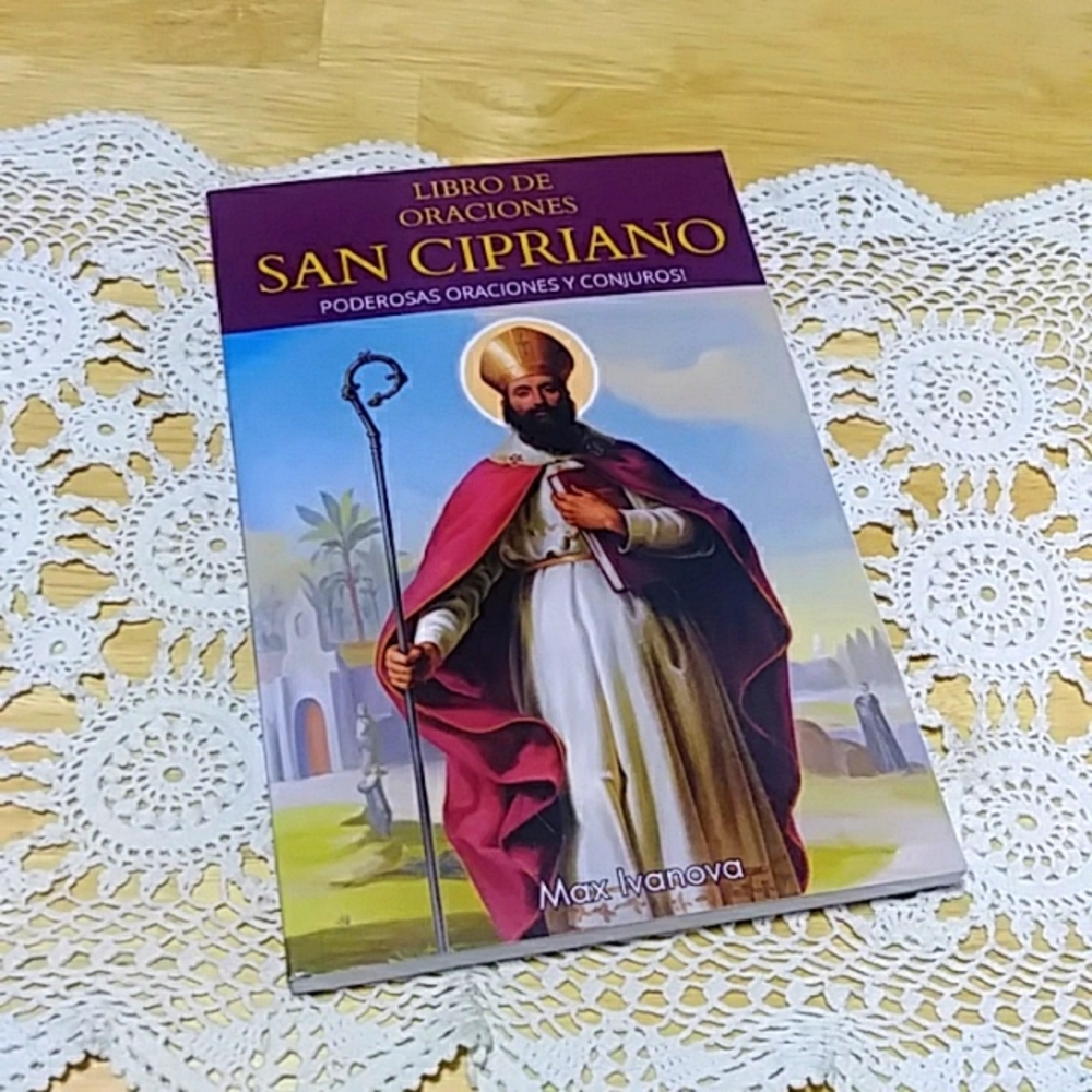 Book Sale! 3 for $10! Spanish - Libro De Oraciones - Large Print